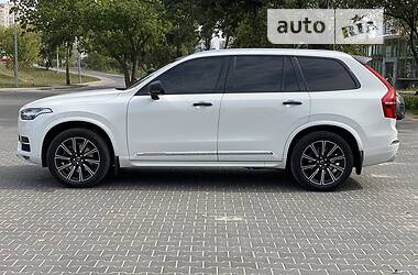 Универсал Volvo XC90 2018 в Киеве