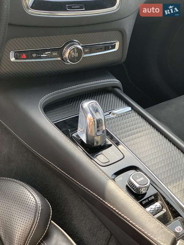 Внедорожник / Кроссовер Volvo XC90 2016 в Львове