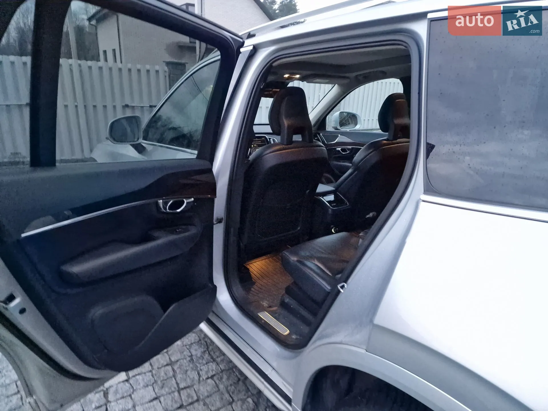 2015 Volvo XC90 - мініатюра 11