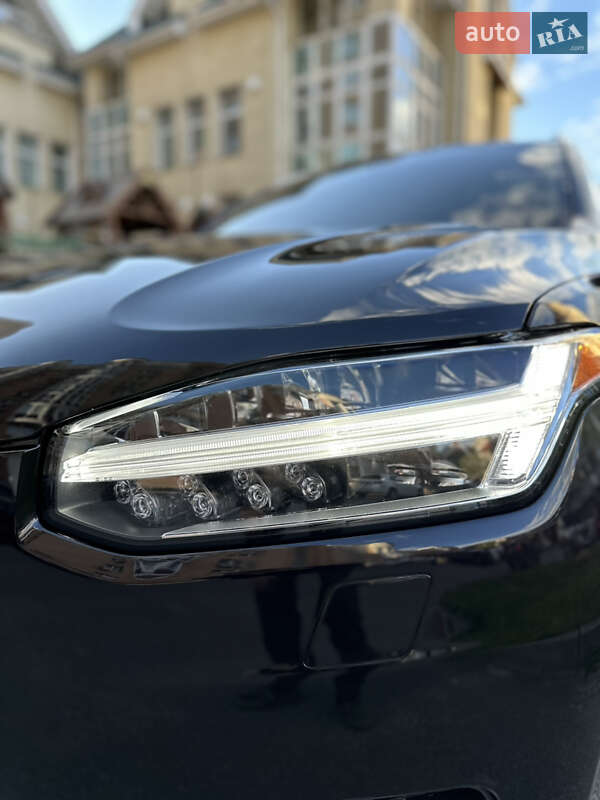 Позашляховик / Кросовер Volvo XC90 2016 в Києві фото 54 Позашляховик / Кросовер Volvo XC90 2016 в Києві