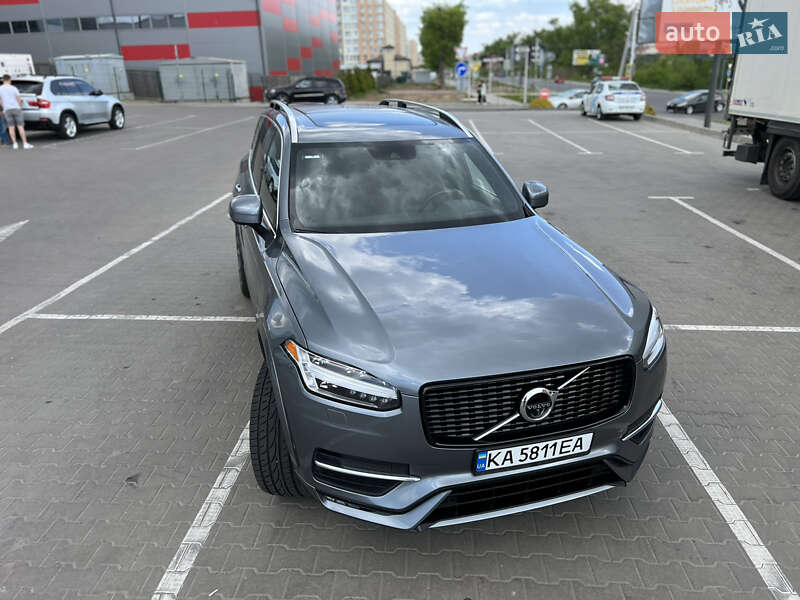 Позашляховик / Кросовер Volvo XC90 2017 в Києві