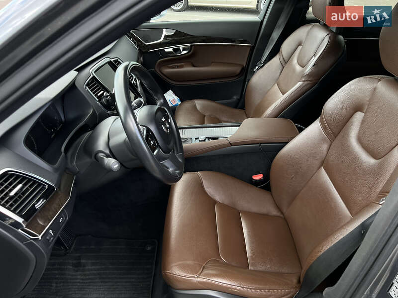 Позашляховик / Кросовер Volvo XC90 2017 в Києві