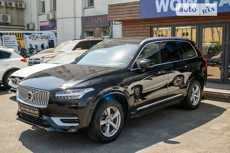 Позашляховик / Кросовер Volvo XC90 2019 в 