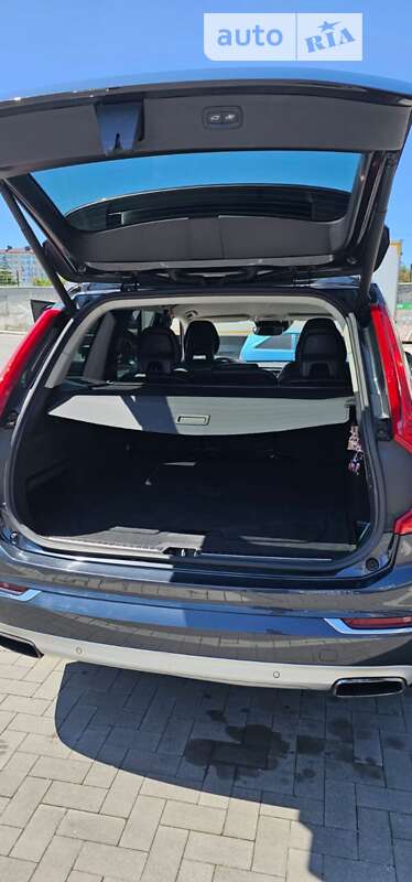 Внедорожник / Кроссовер Volvo XC90 2017 в Ивано-Франковске фото 6 Внедорожник / Кроссовер Volvo XC90 2017 в Ивано-Франковске