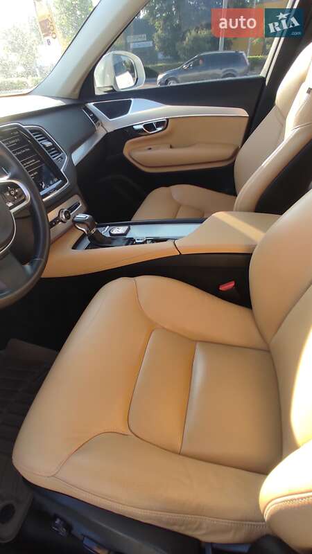 Внедорожник / Кроссовер Volvo XC90 2015 в Житомире