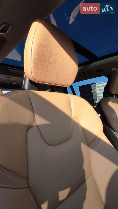 Внедорожник / Кроссовер Volvo XC90 2015 в Житомире