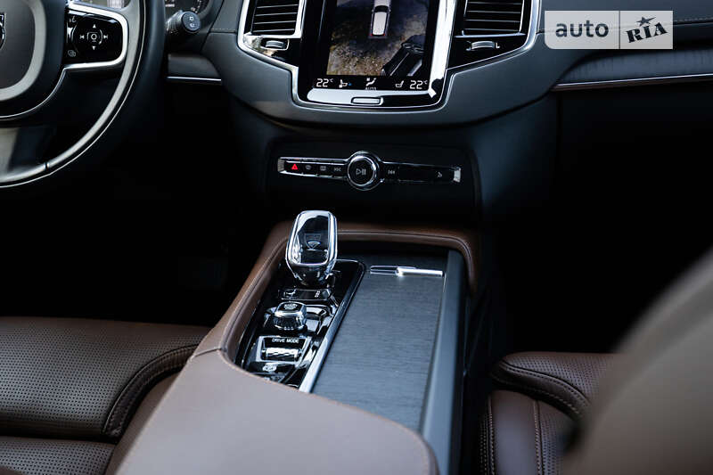 Позашляховик / Кросовер Volvo XC90 2020 в Києві