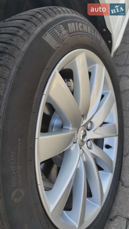 Внедорожник / Кроссовер Volvo XC90 2015 в Житомире