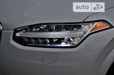 Внедорожник / Кроссовер Volvo XC90 2015 в 