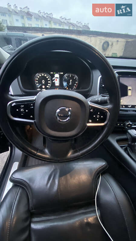 Внедорожник / Кроссовер Volvo XC90 2015 в Киеве