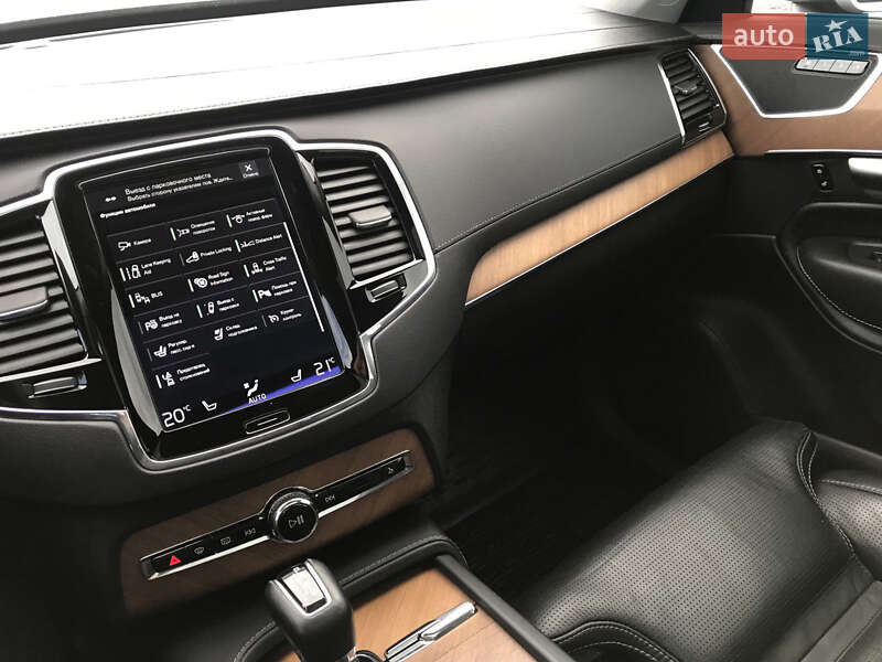 Внедорожник / Кроссовер Volvo XC90 2017 в Черновцах