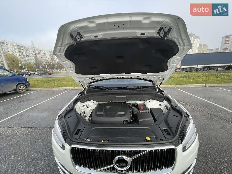 Внедорожник / Кроссовер Volvo XC90 2018 в Ивано-Франковске
