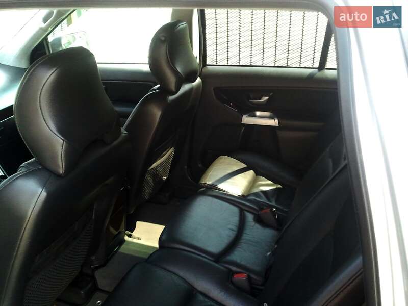 Внедорожник / Кроссовер Volvo XC90 2004 в Кременчуге