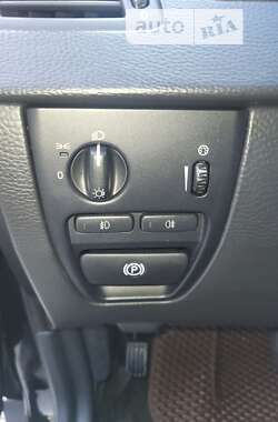 Внедорожник / Кроссовер Volvo XC90 2004 в 