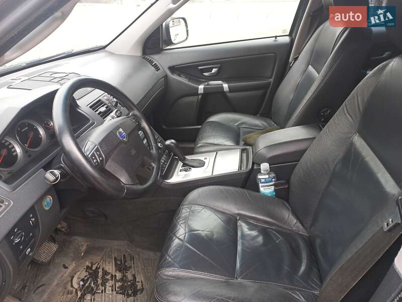 Внедорожник / Кроссовер Volvo XC90 2006 в Киеве