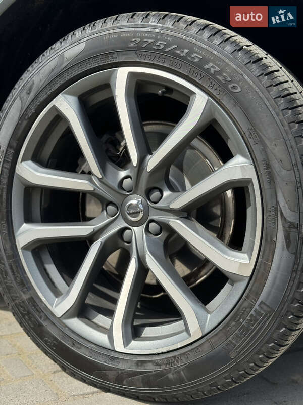 Позашляховик / Кросовер Volvo XC90 2017 в Самборі