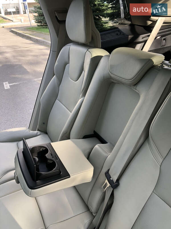 Позашляховик / Кросовер Volvo XC90 2016 в Львові