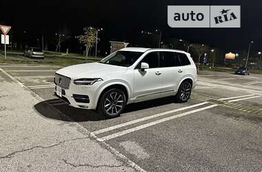 Volvo XC90 2017