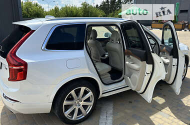 Внедорожник / Кроссовер Volvo XC90 2018 в 