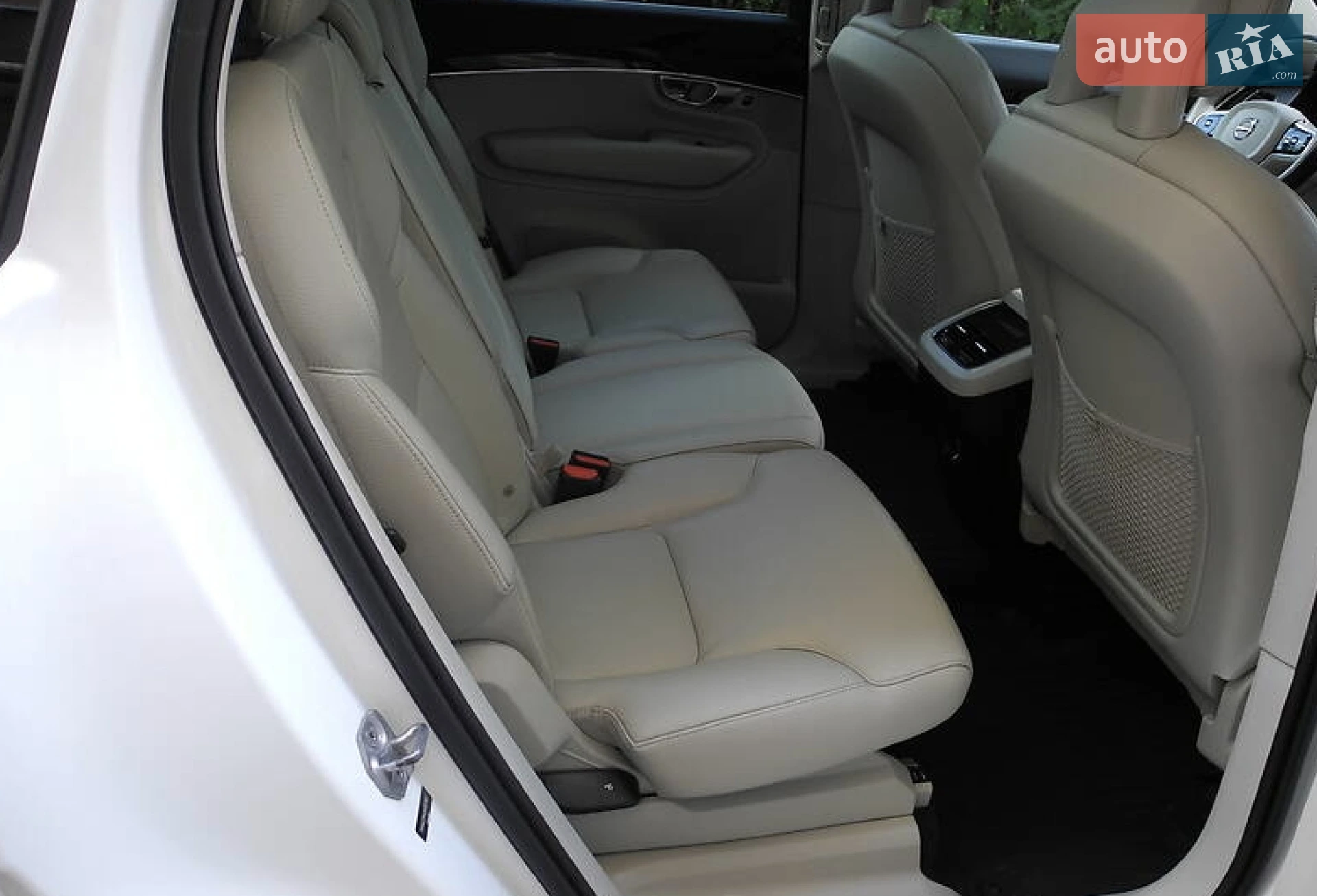 2016 Volvo XC90 - мініатюра 17