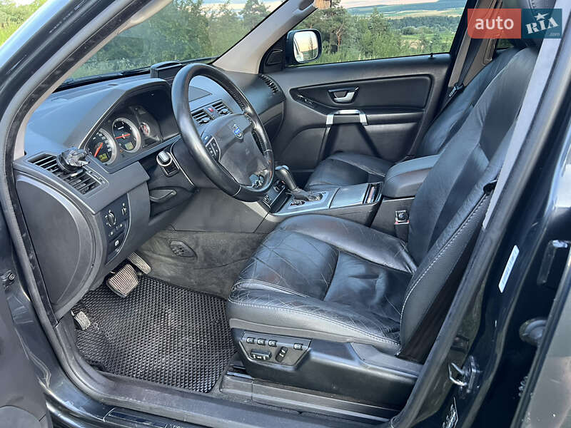 Внедорожник / Кроссовер Volvo XC90 2010 в Теребовле