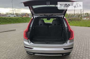 Позашляховик / Кросовер Volvo XC90 2017 в 