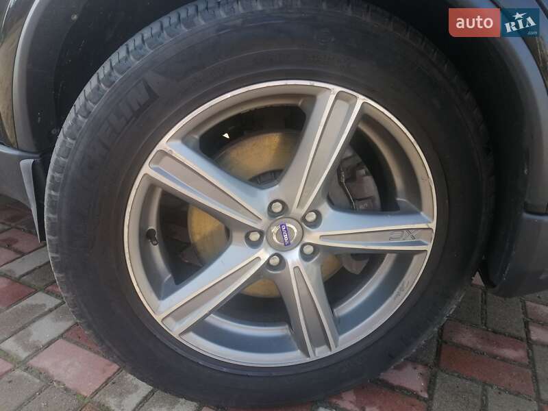 Позашляховик / Кросовер Volvo XC90 2011 в Чернігові