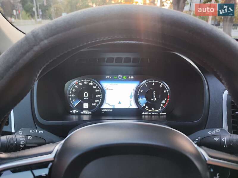 Внедорожник / Кроссовер Volvo XC90 2018 в Кривом Роге