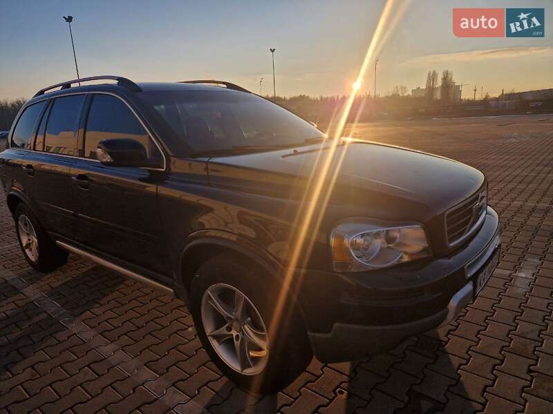 Внедорожник / Кроссовер Volvo XC90 2007 в Киеве