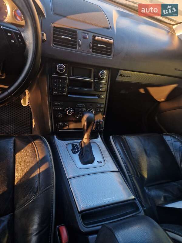 Внедорожник / Кроссовер Volvo XC90 2007 в Киеве