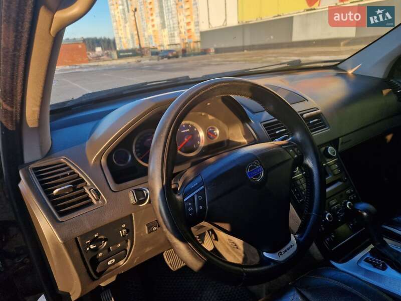 Внедорожник / Кроссовер Volvo XC90 2007 в Киеве