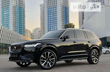 Volvo XC90 2021