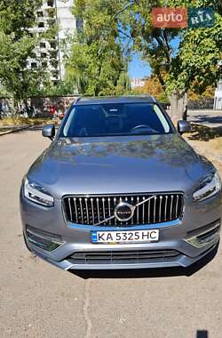 Volvo XC90 2019