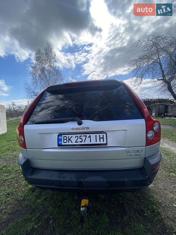 Внедорожник / Кроссовер Volvo XC90 2004 в Луцке