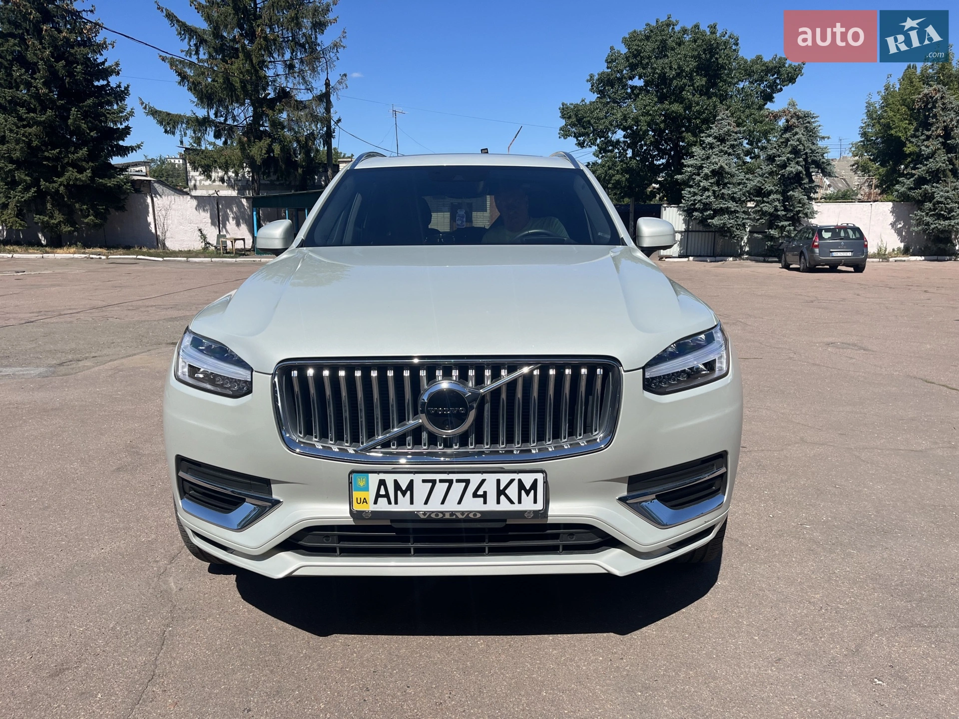 2022 Volvo XC90 - мініатюра 2