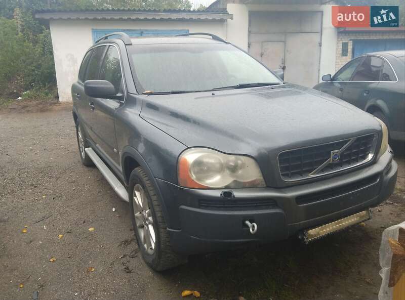 Внедорожник / Кроссовер Volvo XC90 2005 в Корце