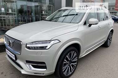 Позашляховик / Кросовер Volvo XC90 2021 в Києві