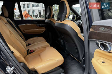 Внедорожник / Кроссовер Volvo XC90 2019 в 