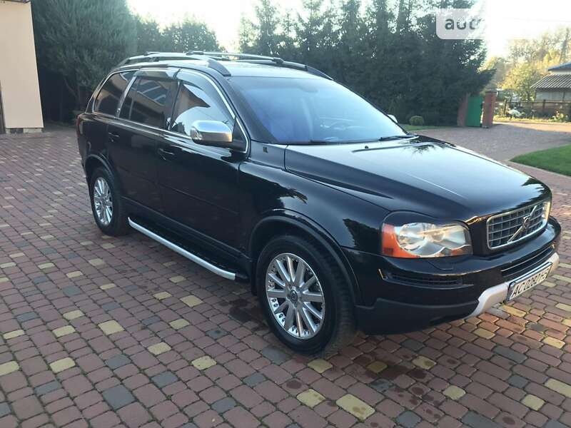 Внедорожник / Кроссовер Volvo XC90 2006 в Нововолынске