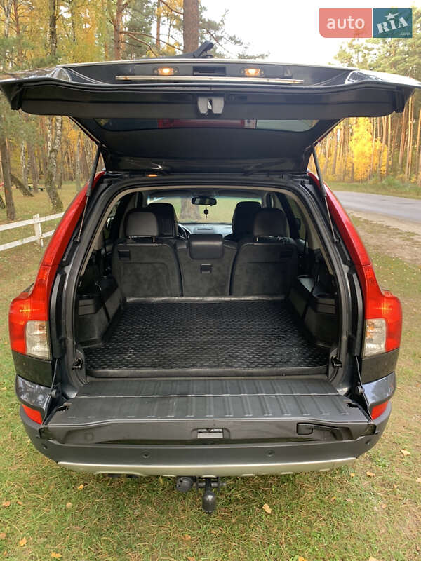 Позашляховик / Кросовер Volvo XC90 2011 в Вараші