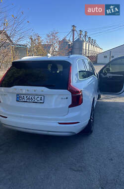Внедорожник / Кроссовер Volvo XC90 2021 в 