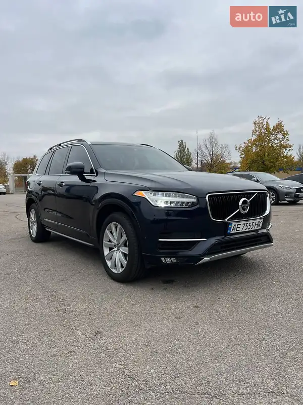 Volvo XC90 2019