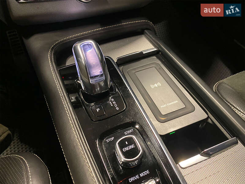 Позашляховик / Кросовер Volvo XC90 2016 в Харкові