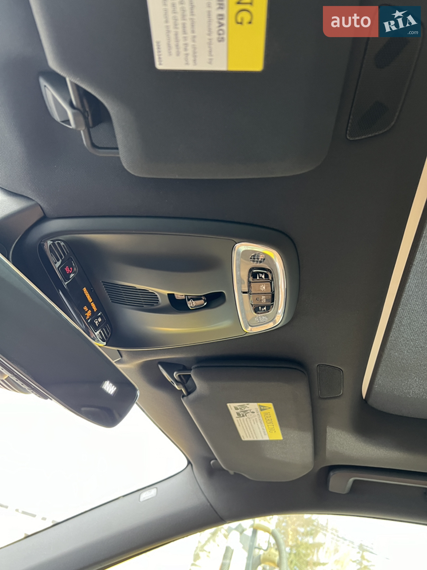 2017 Volvo XC90 - мініатюра 18