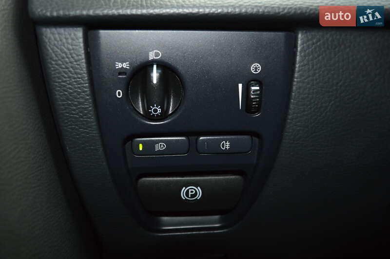 Внедорожник / Кроссовер Volvo XC90 2013 в Львове