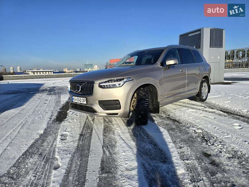 Внедорожник / Кроссовер Volvo XC90 2023 в Киеве