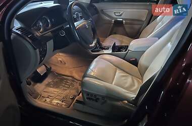 Внедорожник / Кроссовер Volvo XC90 2013 в 