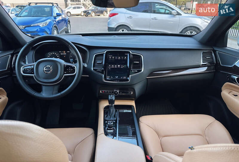 Внедорожник / Кроссовер Volvo XC90 2018 в Киеве