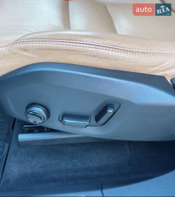 Внедорожник / Кроссовер Volvo XC90 2018 в Киеве