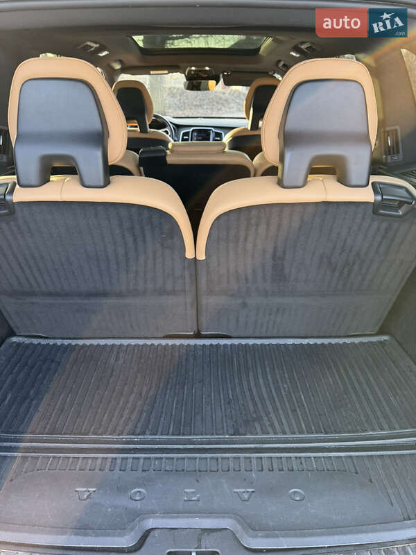 Внедорожник / Кроссовер Volvo XC90 2017 в Киеве